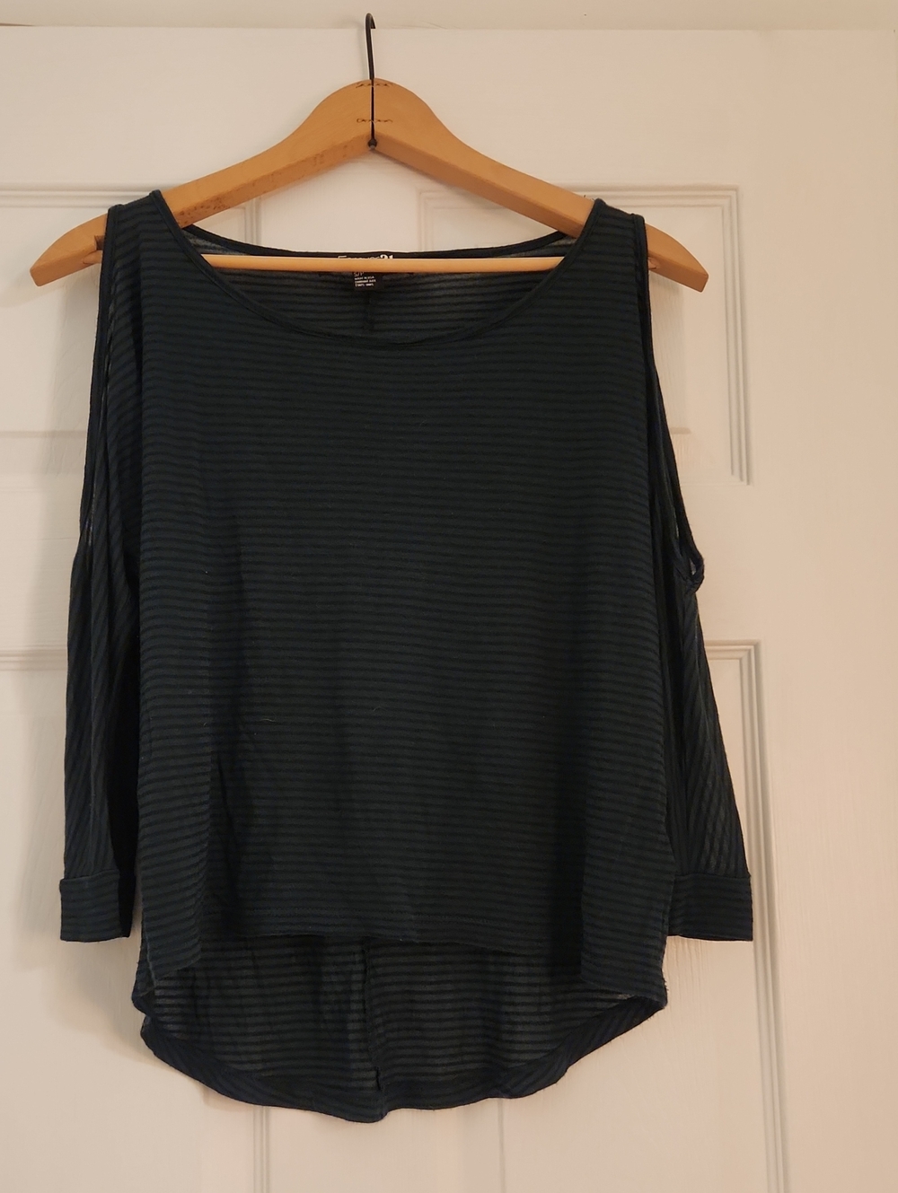 Women’s Cold-Shoulder Long Sleeve Top in Dark Teal